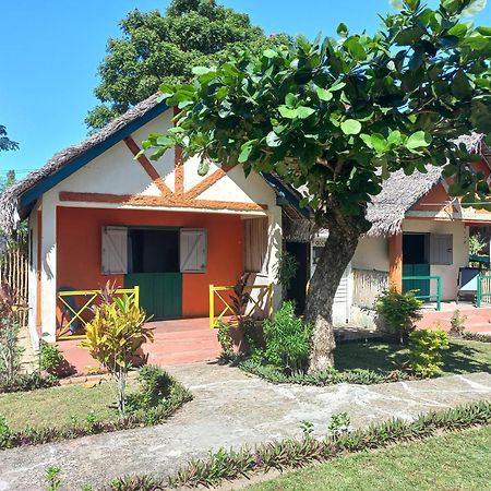 Cathy Patrick Hotel Foulpointe Bagian luar foto