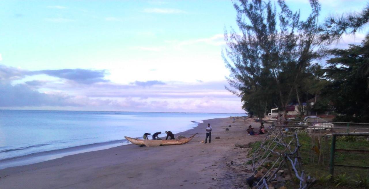 Cathy Patrick Hotel Foulpointe Bagian luar foto
